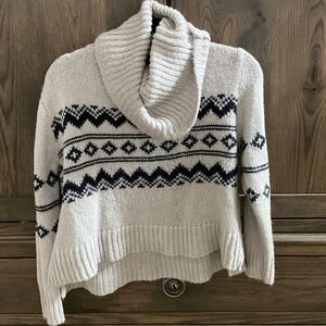 moon & madison Cream and Black Turtleneck Sweater